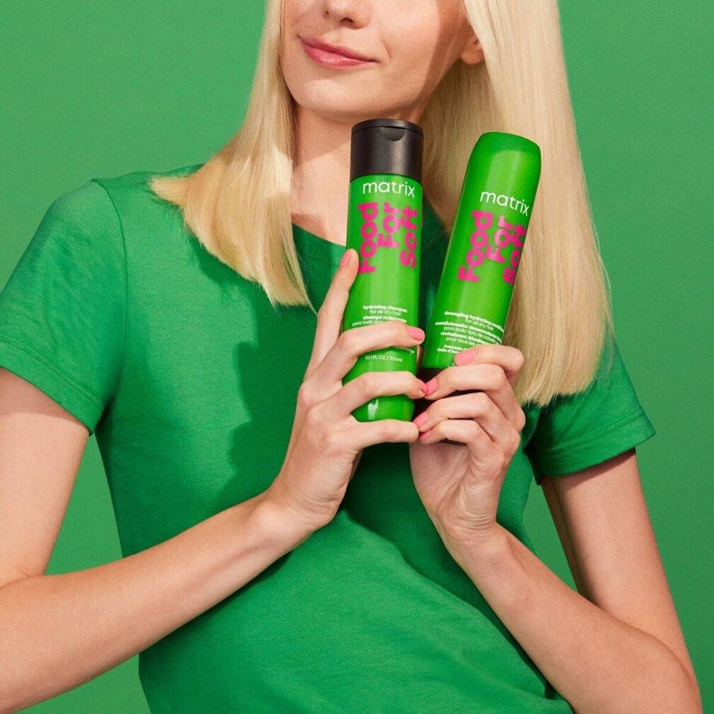 MATRIX Nahrung für weiche feuchtigkeitsspendende Spülung Produktbild 