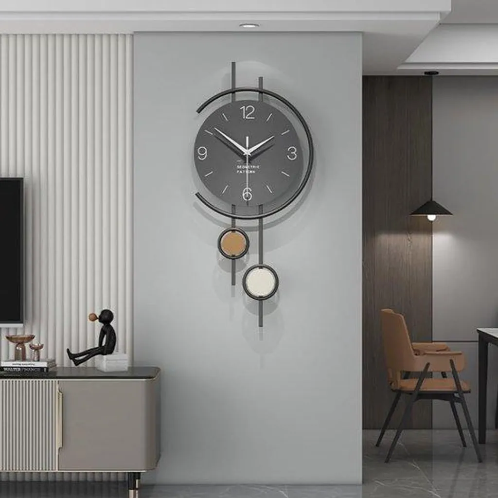 Horloge murale moderne silencieuse en métal noir mat