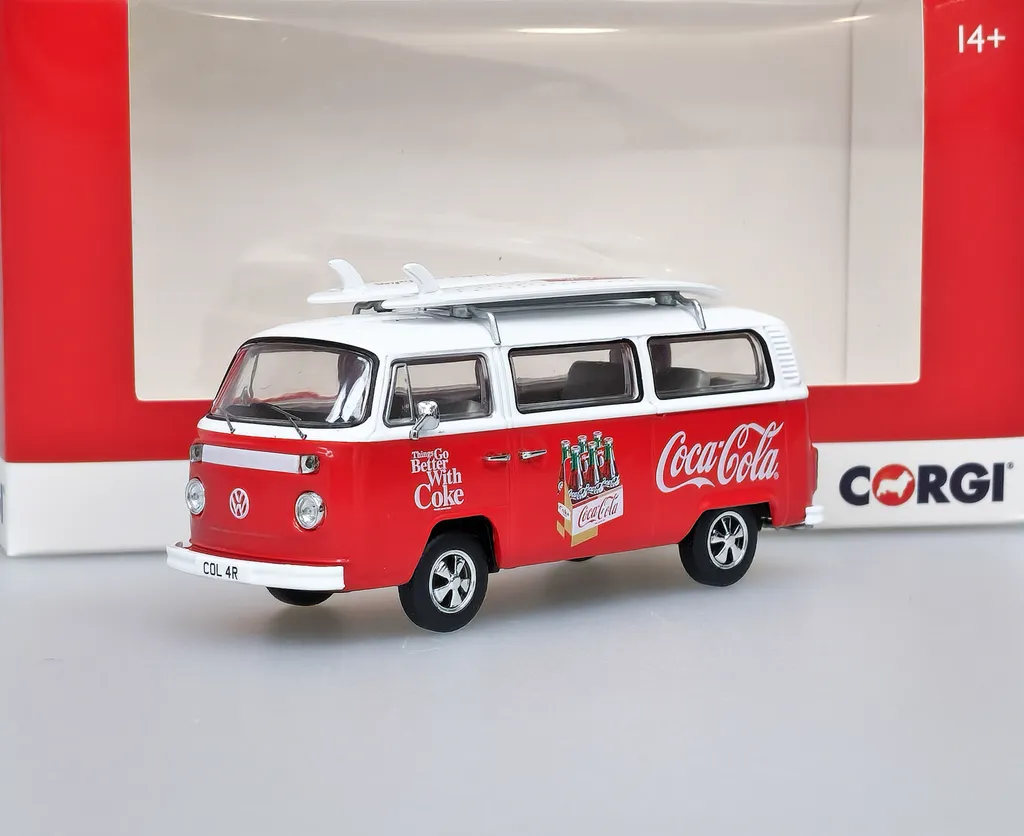 VW T2 Camper Coca-Cola Surf Miniature 1:43 Corgi en Métal très Détaillée