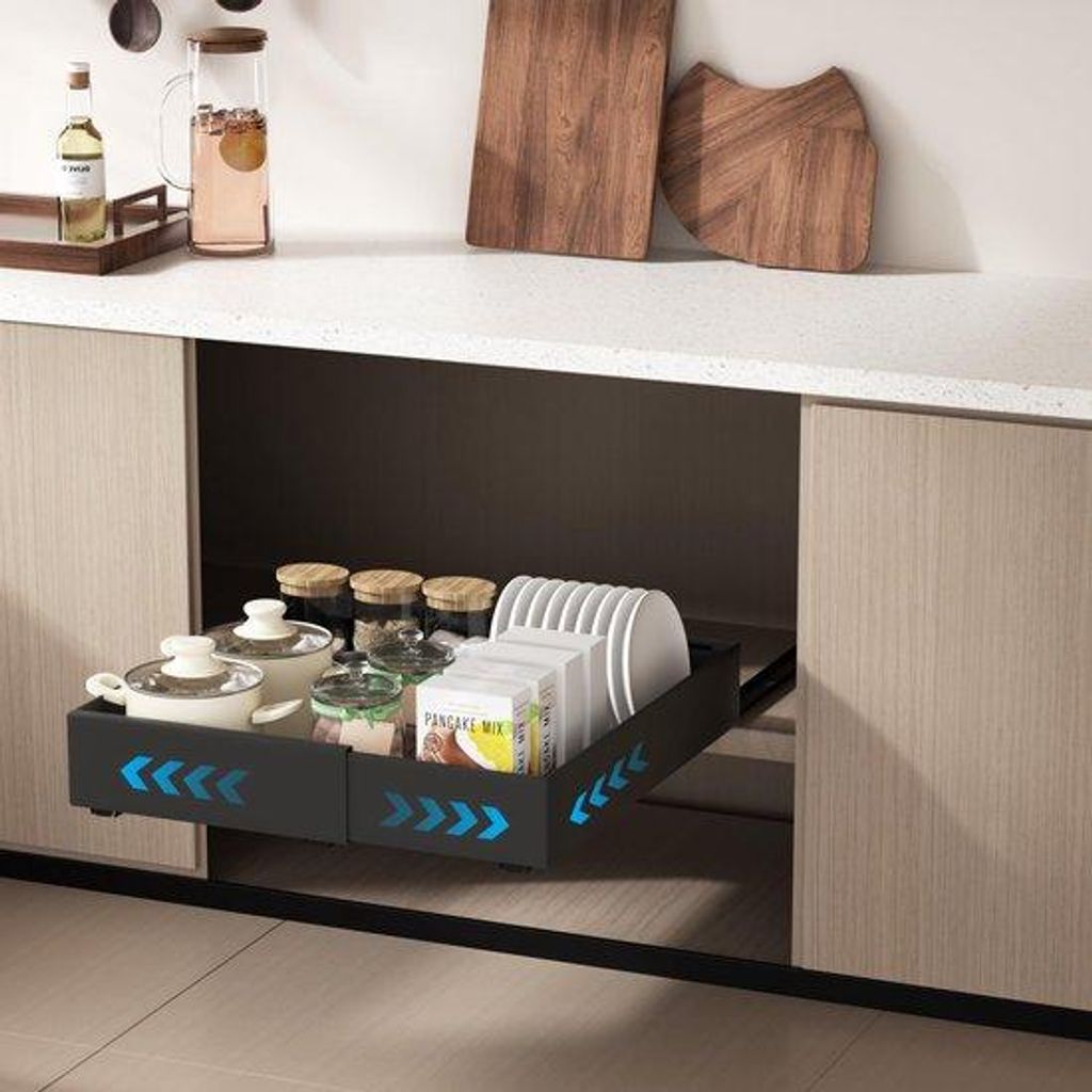 Keukenlade mit verstelbarer Breite und teleskopartigem Design