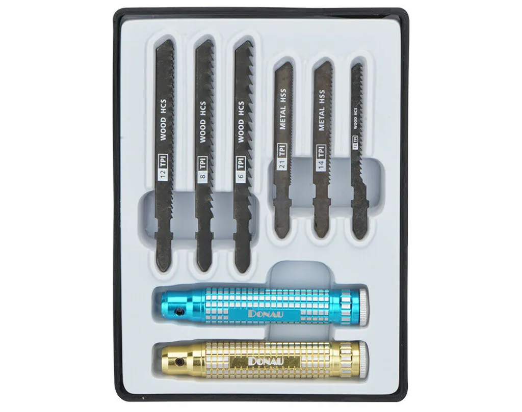 Set complet de 8 scies manuelles polyvalentes pour bois et PVC rigide