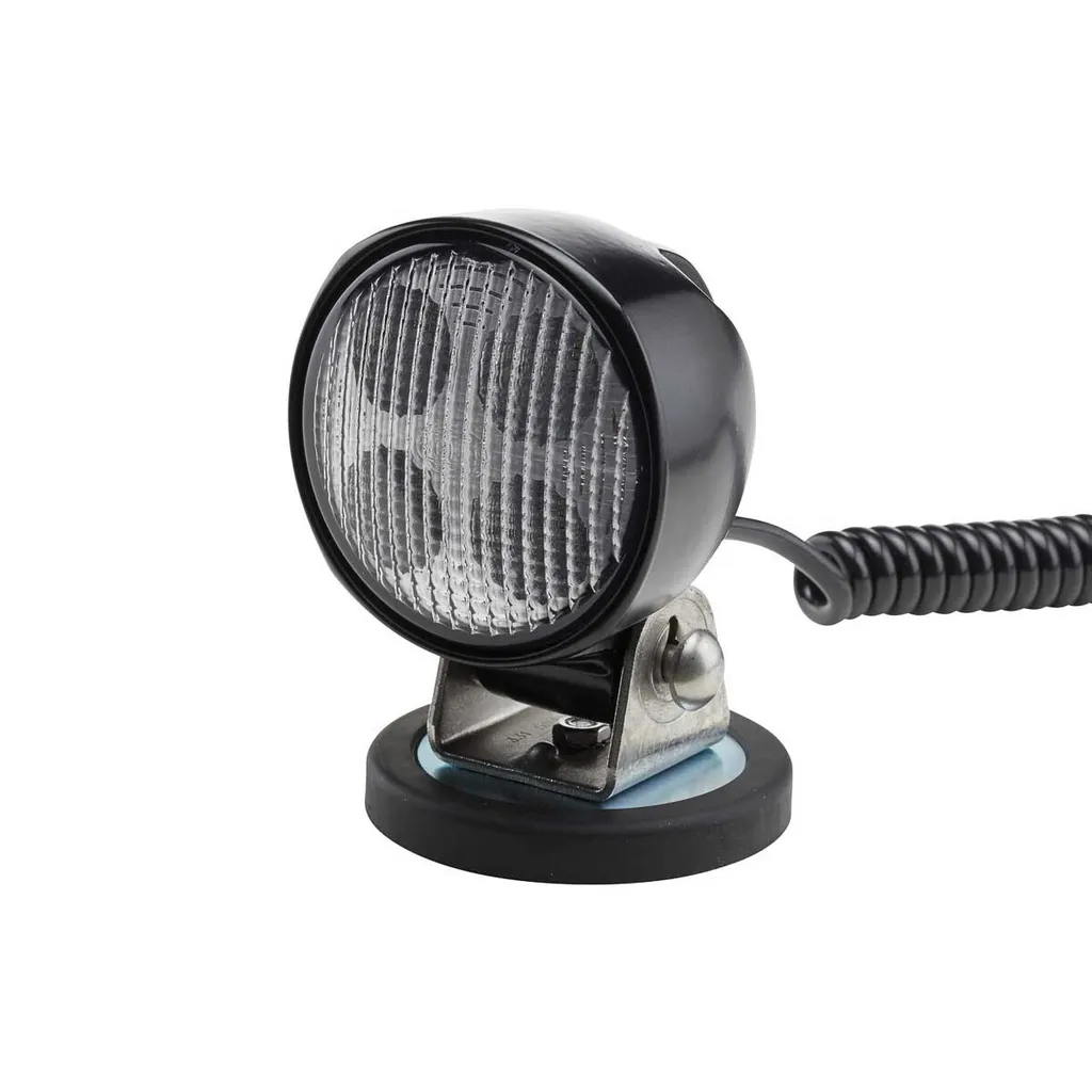 Éclairage LED Vertical HELLA Module 70 : Fini les Zones d'Ombre au Sol