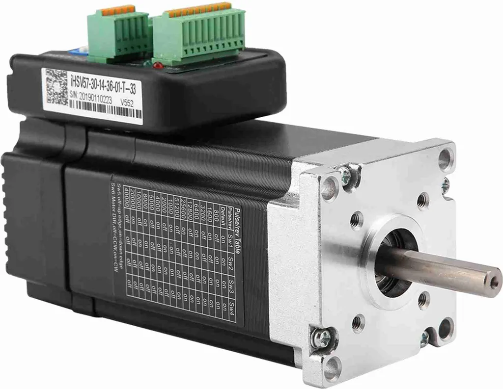 Servomoteur 36V haute vitesse 3000 tr/min 0,45 Nm à pilotage intégré