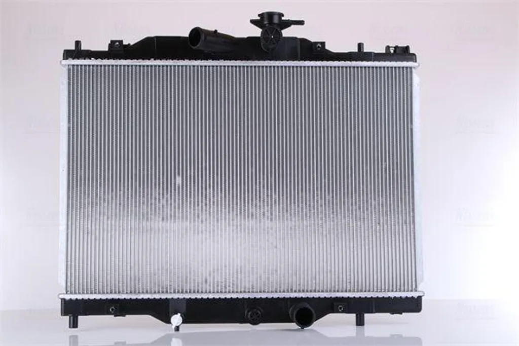 Évitez la Surchauffe : Radiateur Nissens 606117 pour Mazda CX-3 OE