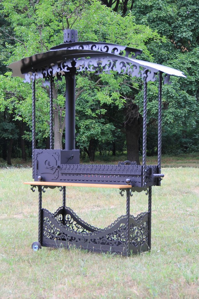 Grill, Mangal, Ofen "Sultan", mit doppeltem Boden, Grillstation für Kasan-Kessel, überdacht, Gartenküche, Holzkohlegrill, Schaschlik Grill.