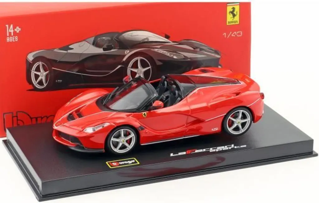 Ferrari LaFerrari Aperta Bburago 1:43 Noire - Finition Signature Détail