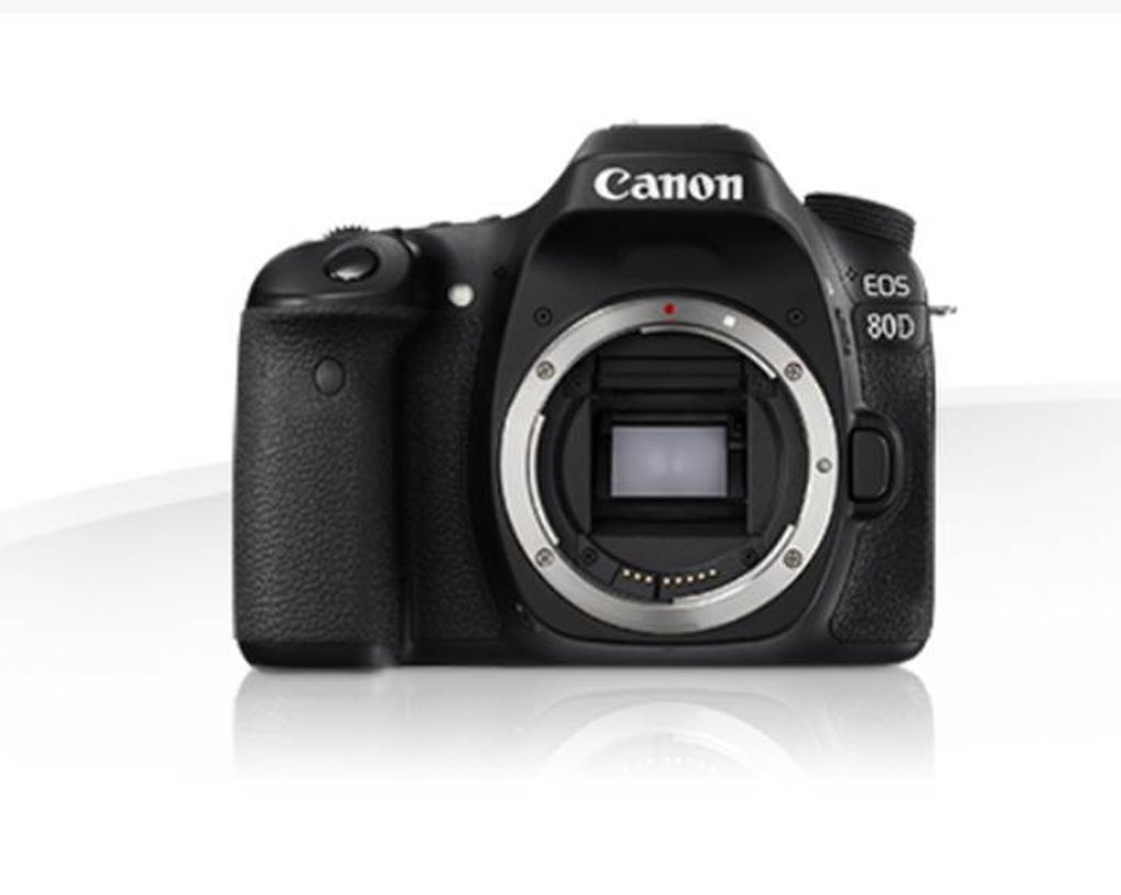Canon EOS 80D + EF-S 18-55mm f/3.5-5.6 IS STM, 24,2 MP, Produktbild 