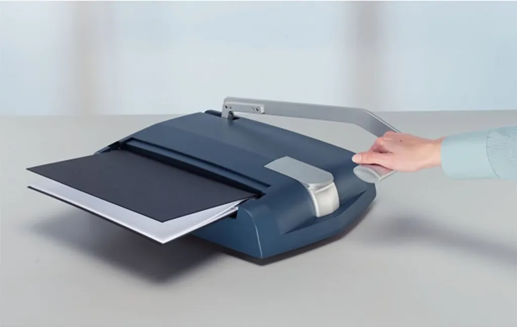Machine à Relier Leitz impressBind 140 Argent pour Reliure de Bureaux - 4