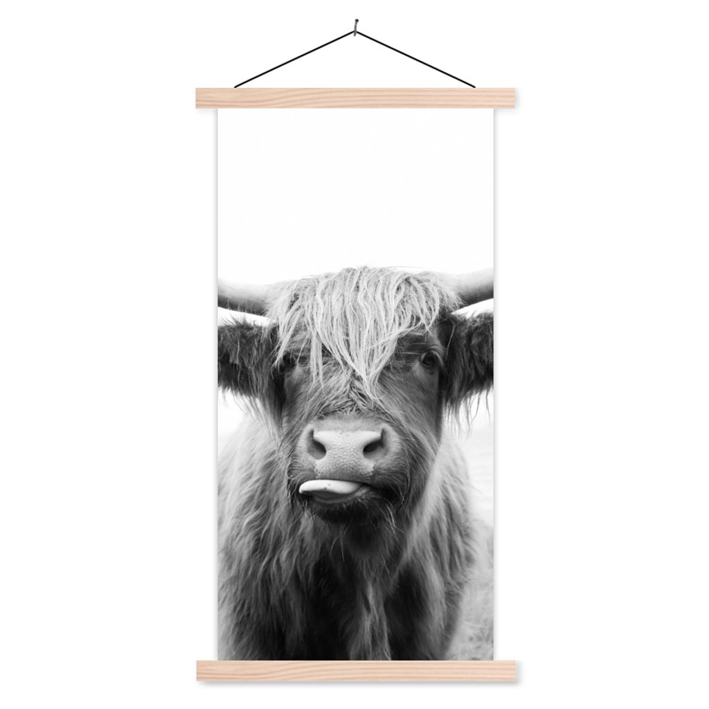 MuchoWow Textilposter Tiere - Schottischer Highlander - Kuh - Schwarz - Weiß 60x120 cm mit holzfarbenen Rahmen - Holz