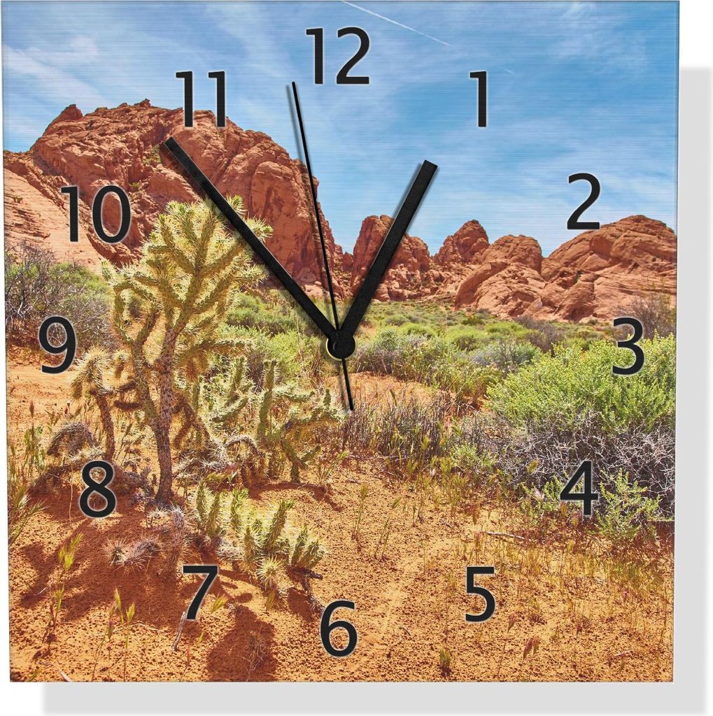 Wallario Design Wanduhr Felsenwüste aus Aluverbund, Größe 30 x 30 cm