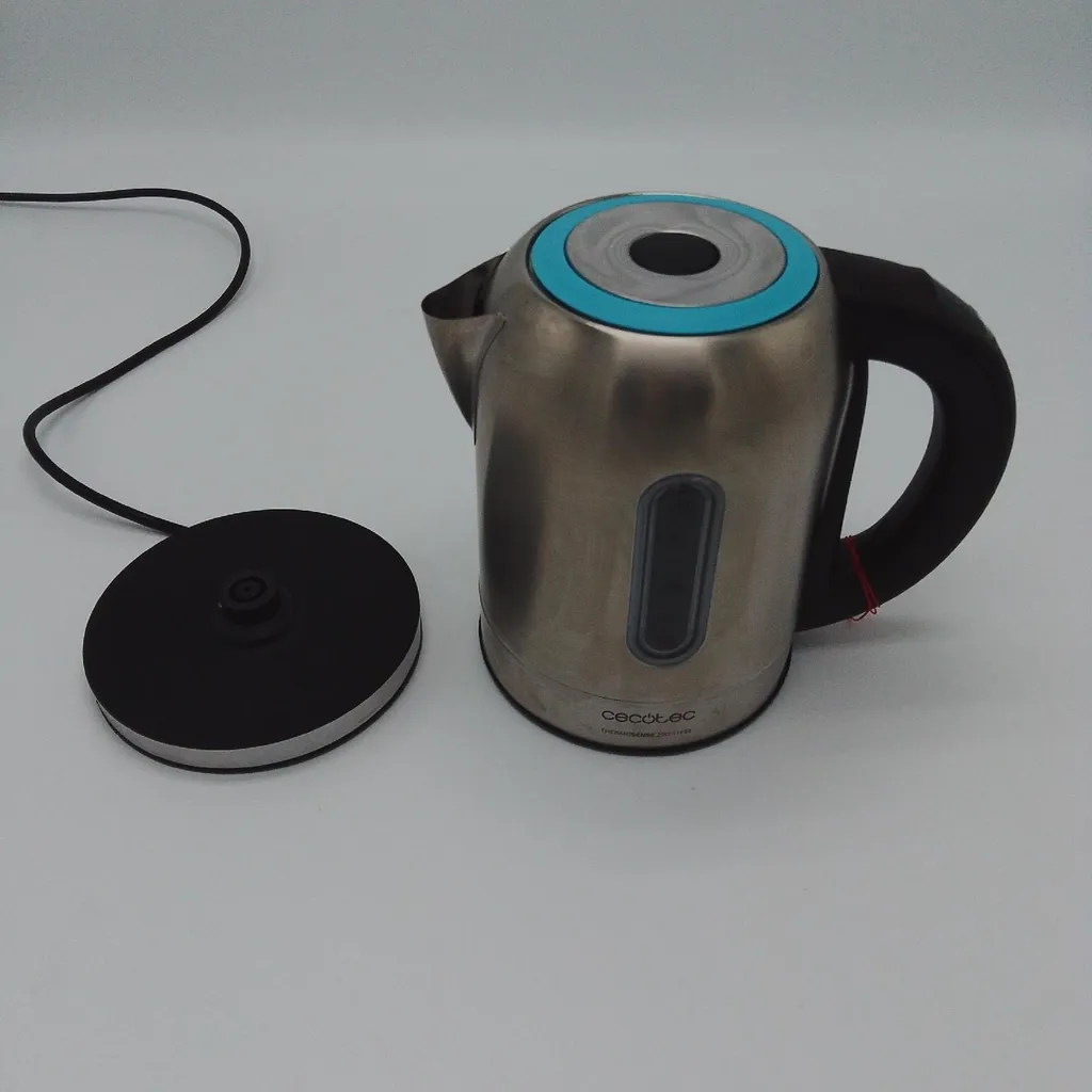 Bouilloire rapide pour thé et café Cecotec ThermoSense en inox - 21