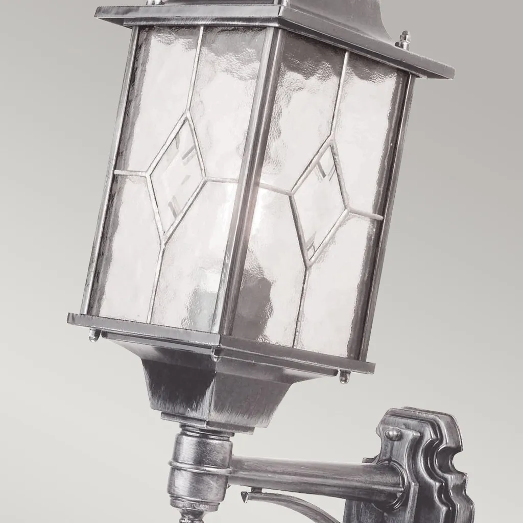 Applique Wexford aluminium noir IP44 Elstead : éclairage robuste E27