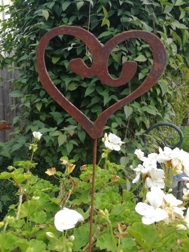 Edelrost Gartenstecker Herz Ilona