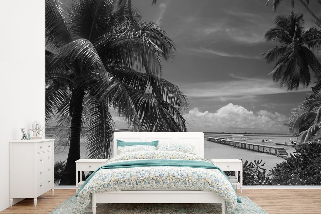 MuchoWow Fototapete für Wohnzimmer oder Schlafzimmer Wandtapete Vinyl Motivtapete Der Pier auf der anderen Seite des Meeres auf der Insel Mo'ore...