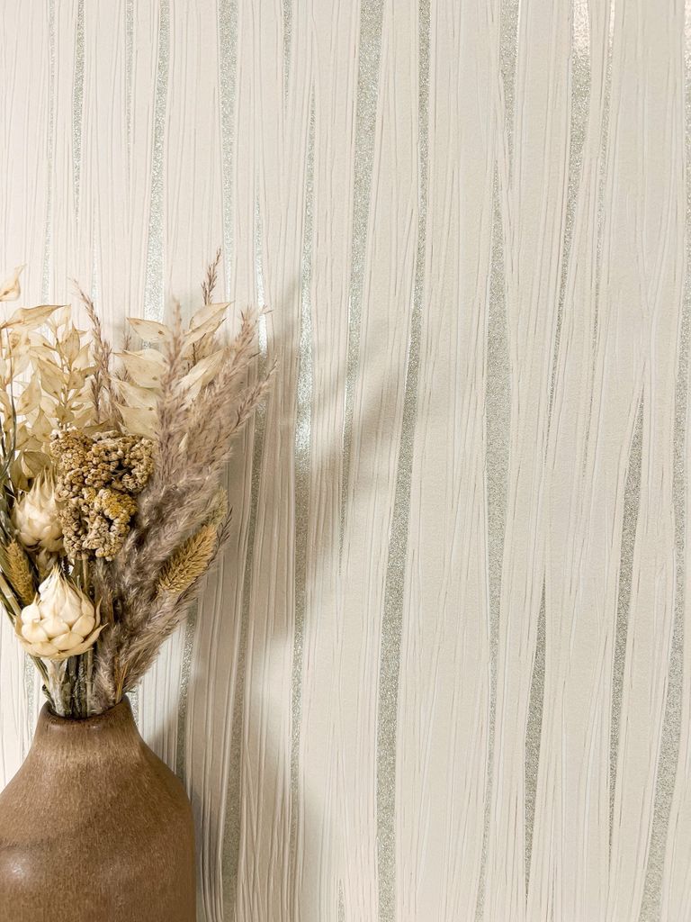 NEWROOM Tapete Creme Vliestapete Linien - Streifentapete Produktbild 