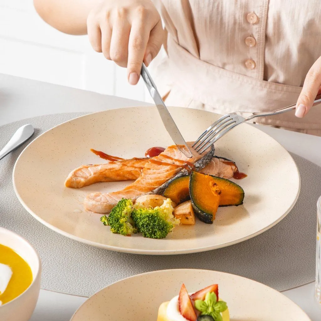 Set Da 4 Piatti Portasnack Con Scomparti In Beige E Viola – Ideali Per Frutta, Noci E Dolci – Adatti A Microonde E Lavastoviglie
