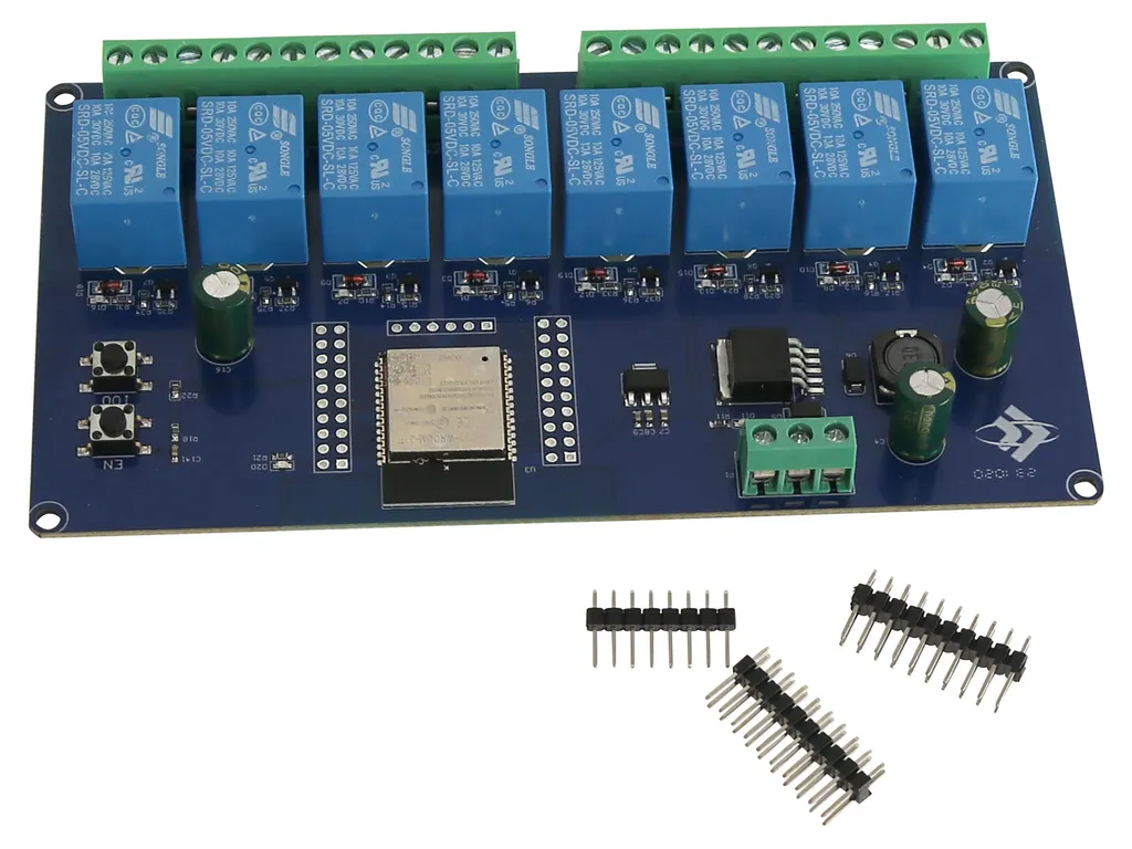 Carte de commande 8 relais ESP32-WROOM-8R DAYPOWER pour domotique DIY