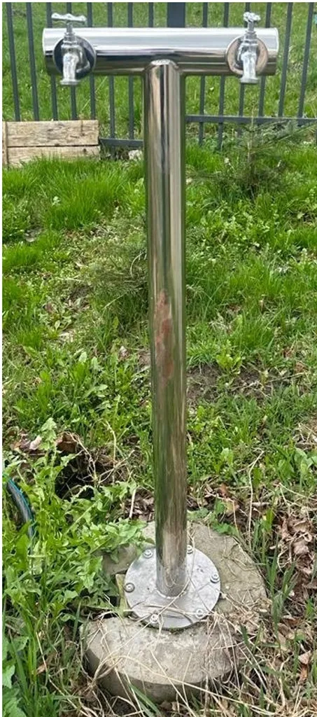 Point d'eau de jardin design en acier avec robinet chrome intégré - 3