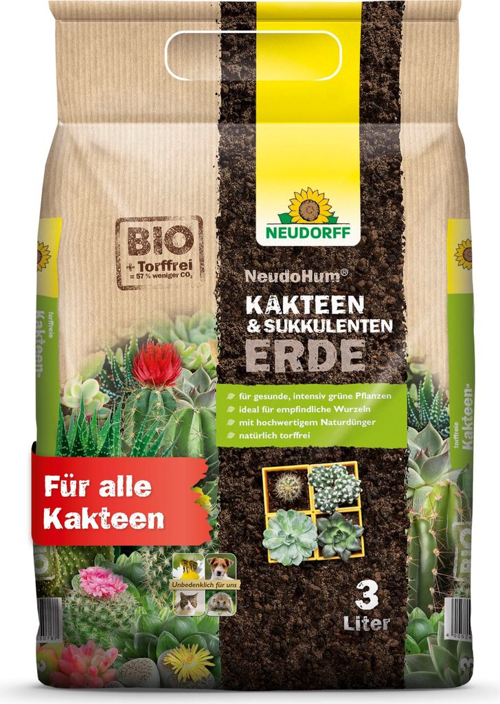A bag of Neudorff NeudoHum Kakteen & Sukkulenten Erde (Cactus & Succulent Soil).