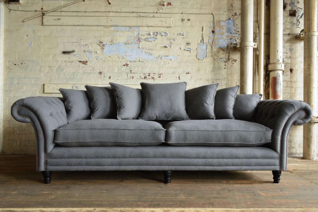 klassische Chesterfield Couch 4 Sitzer Sofa Couch Samt Leder Design Grau 240cm