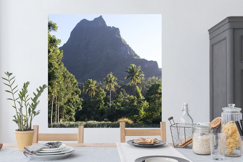 Wandtattoo Wandsticker Wandaufkleber Ananaspflanzen und ein Berg auf der französisch-polynesischen Insel Moorea 120x120 cm Selbstklebend und Repos...