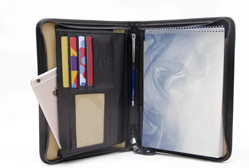 Porte-documents de conférence Noda A5 marron et noir en cuir vegan