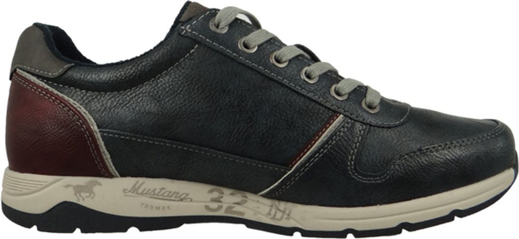 Mustang Pour des hommes Faible Sneaker 4106306 bleu Image du produit 