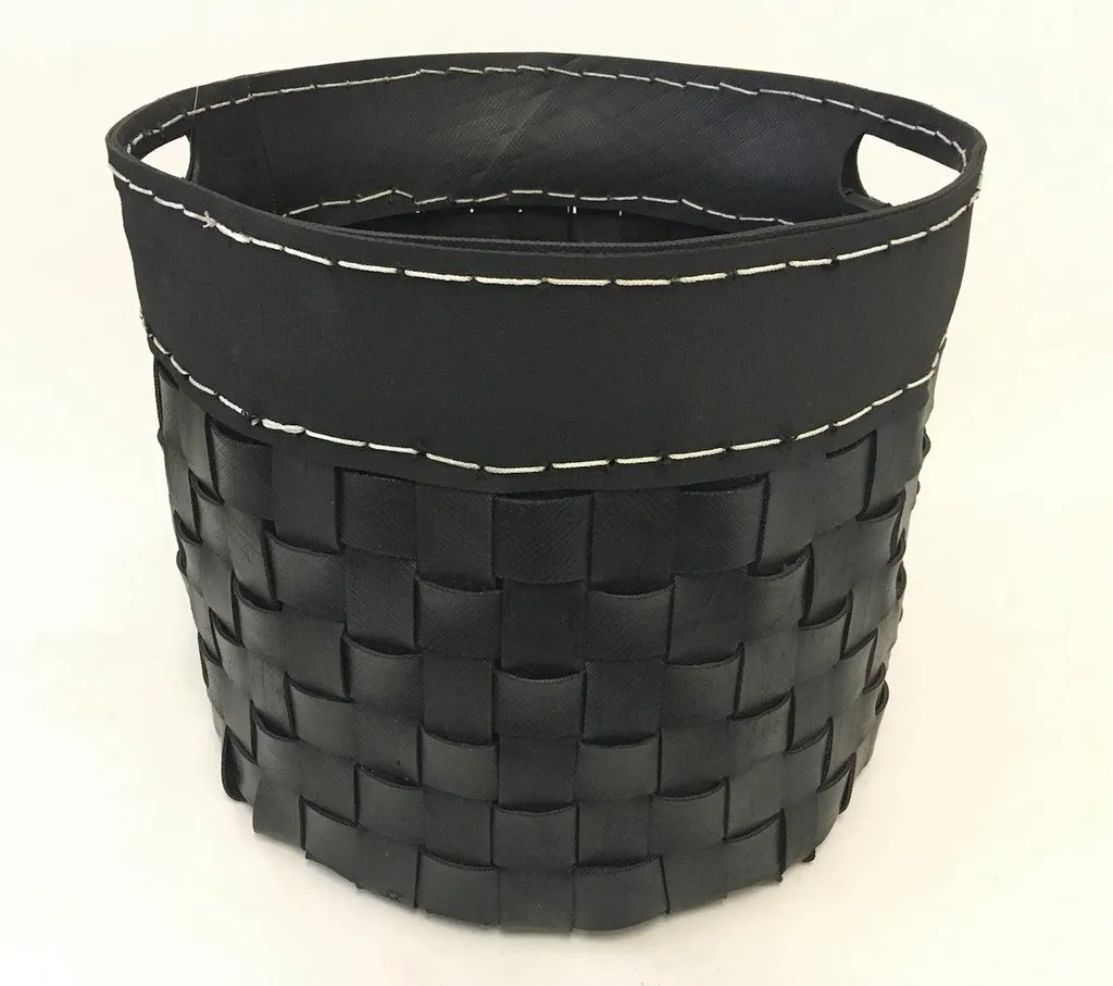 Panier de rangement incassable en pneu recyclé et bois tressé 42cm
