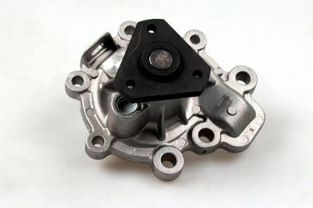 Pompe à eau haute performance HEPU P7535 OE PE0115010B robuste Mazda