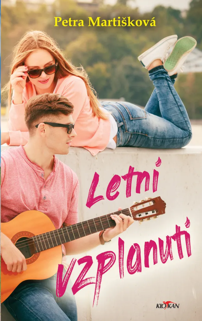 Letní vzplanutí par Petra Martišková - Roman d'amour estival tchèque