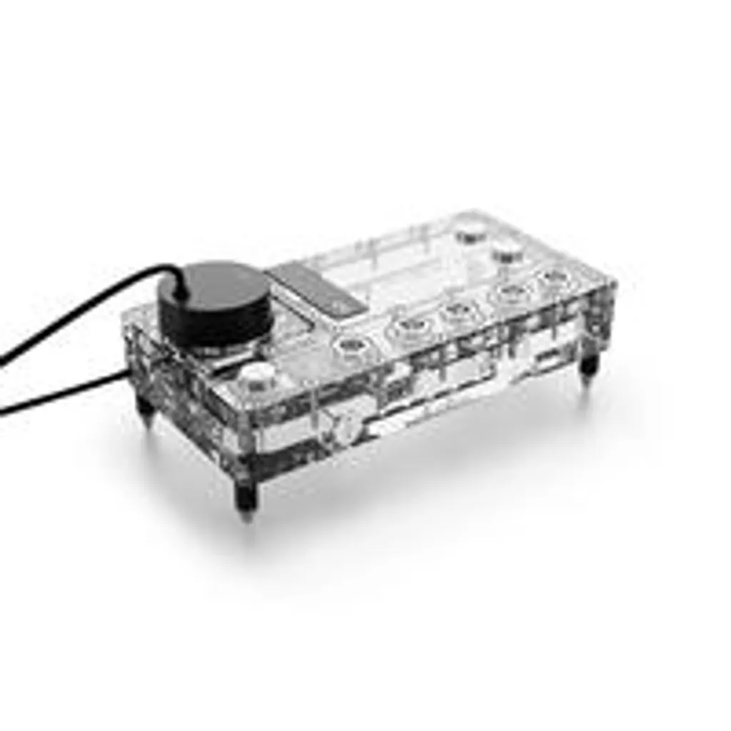 Finissez-en avec l'encombrement : Distro Plate 240 Alphacool VPP Apex