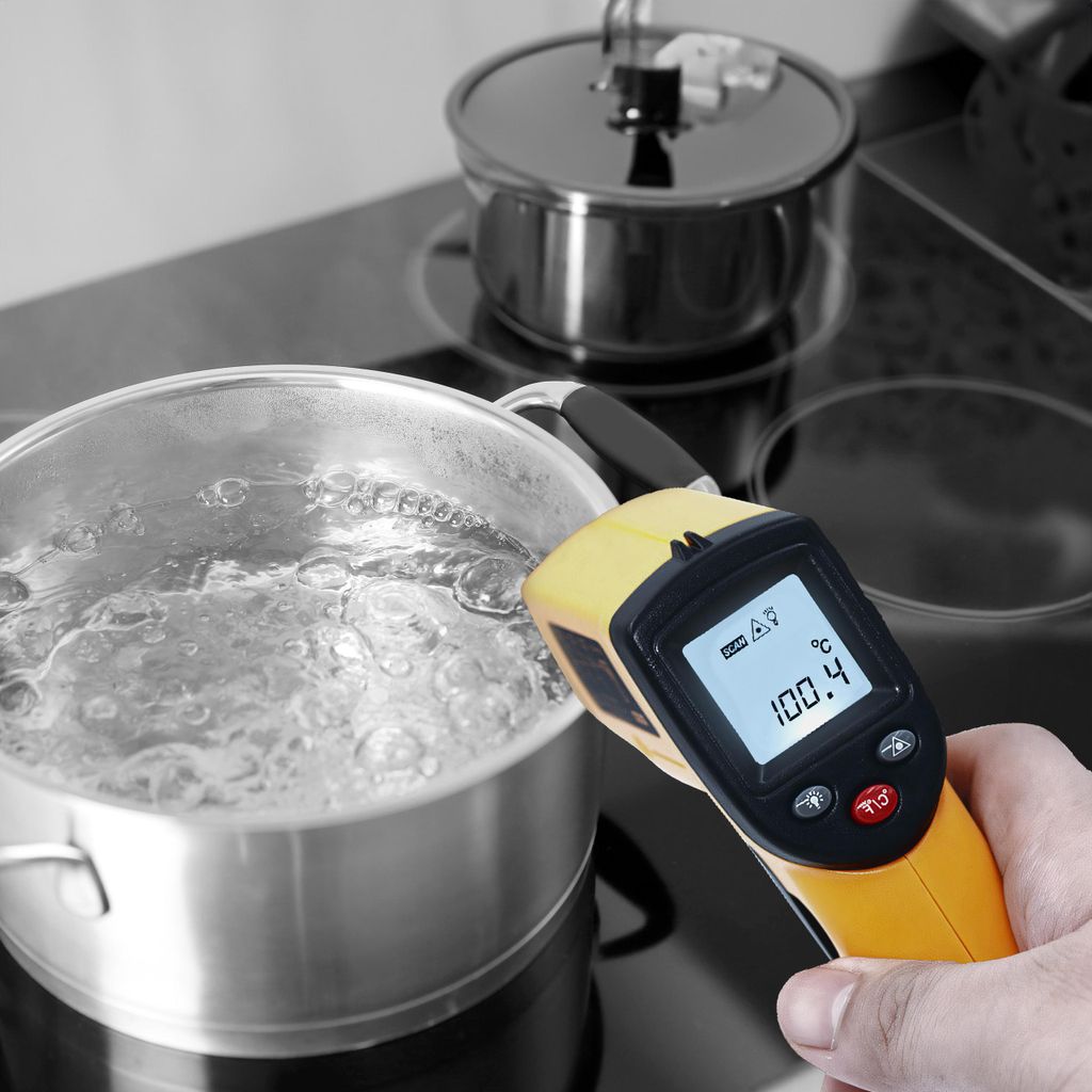 Medicinalis Infrarot Thermometer Fieberthermometer Digital Beruehrungslose Messung Und Oberflaechenmessung Lcd Display Beleuchtet Fieberalarm
