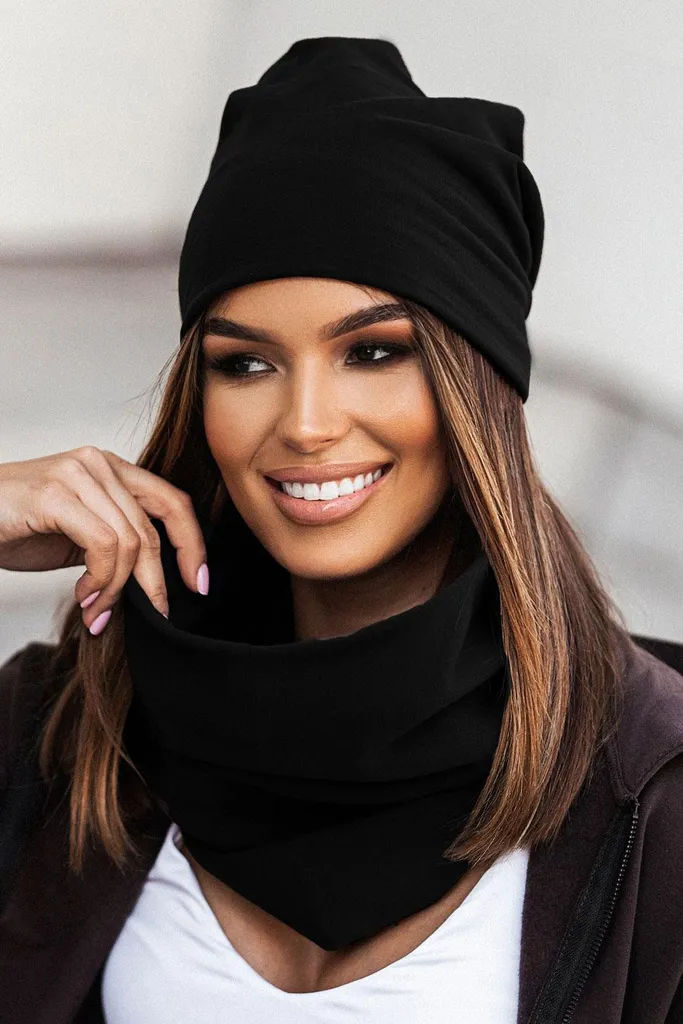 Idea Regalo Inverno: Set Ivon Benidorm Cappello e Camino Nero