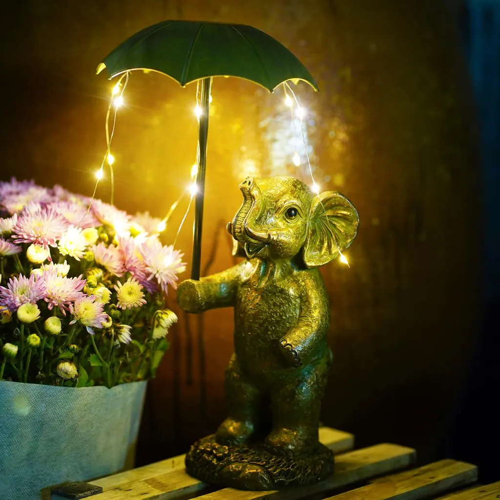 Décoration de jardin éléphant solaire statue en cuivre avec lanterne LED