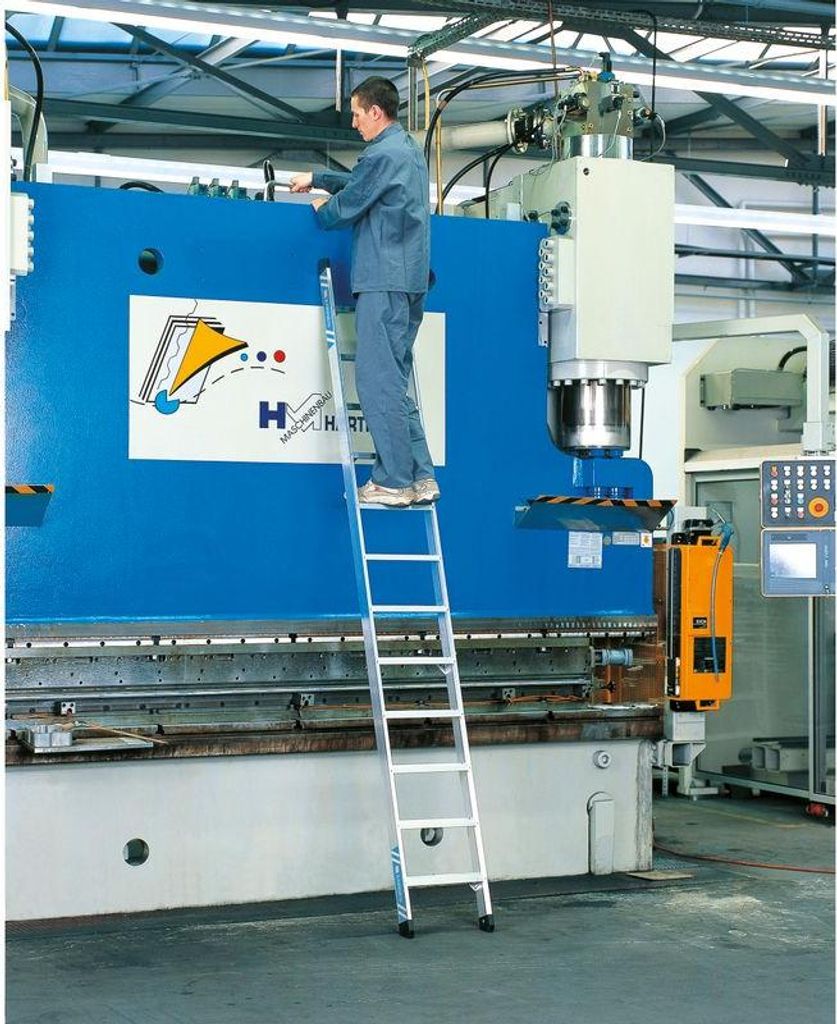 ZARGES Seventec L - LM-Stufen-Anlegeleiter 14 Sprossen 40384