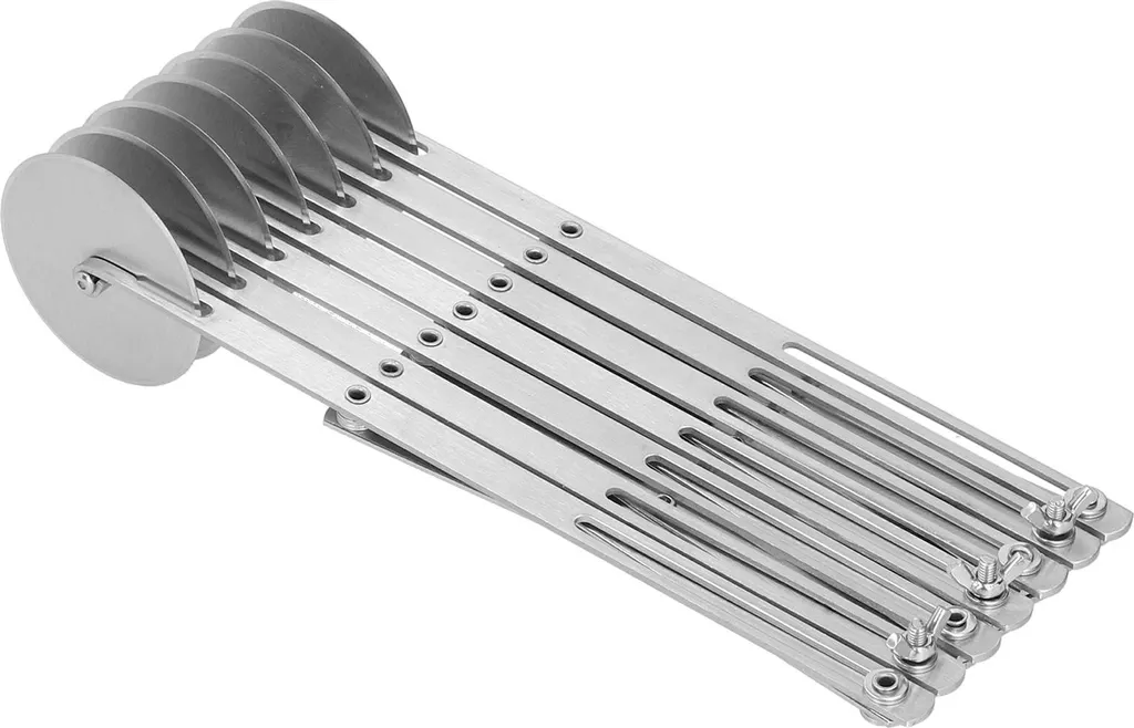 Coupez vos pâtes de façon régulière avec ce coupe-pizza 7 roues en inox