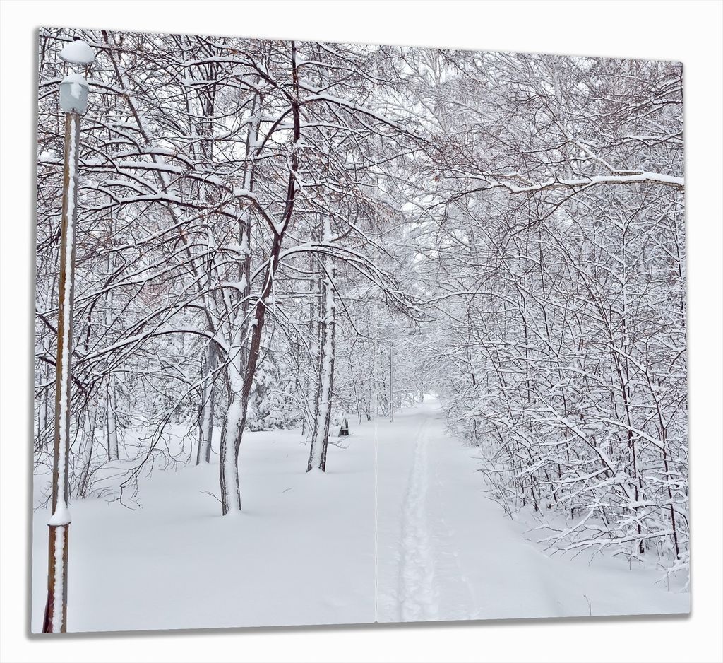 Wallario Herdabdeckplatte aus Glas, Größe 60 x 52 cm 2-teilig, Motiv Verschneiter Spazierweg