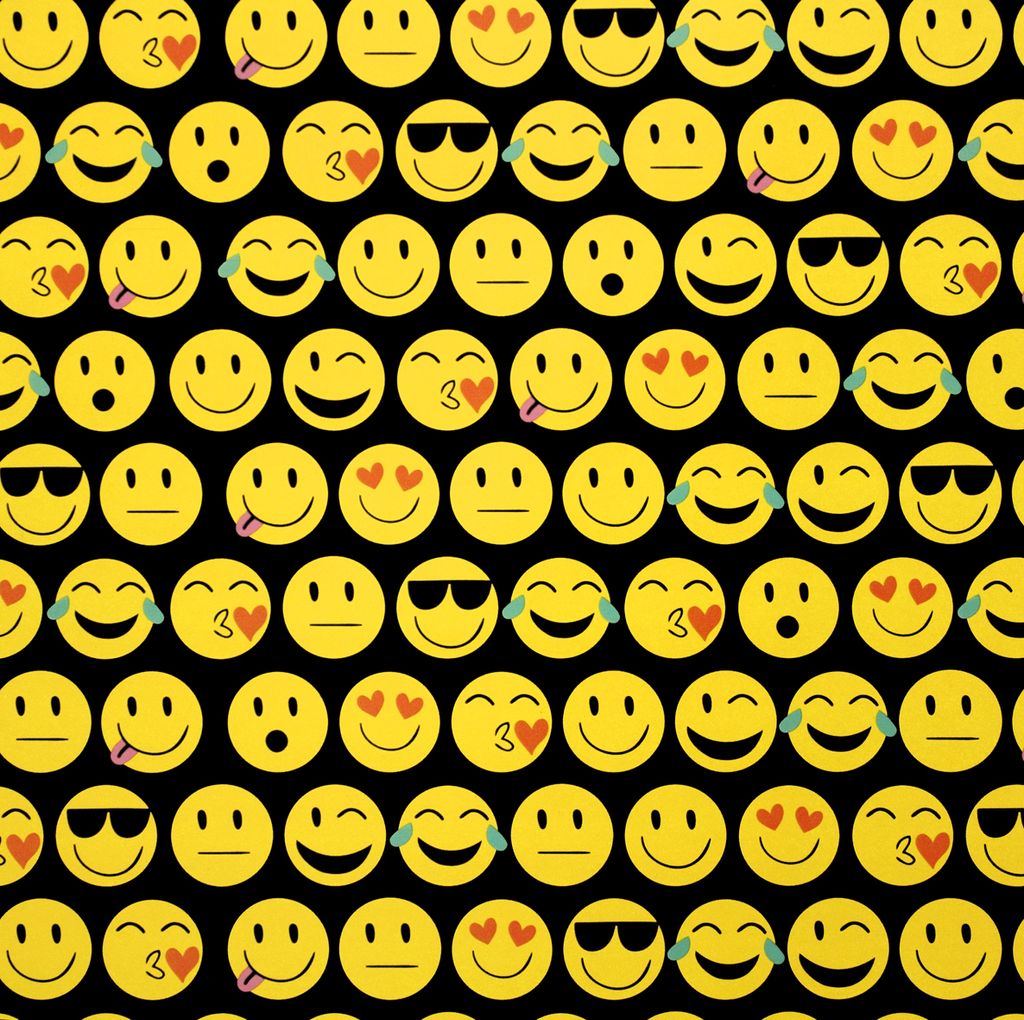 Geschenkpapier lustige Mojis Gesichter 70cm x 2m Rolle Produktbild 