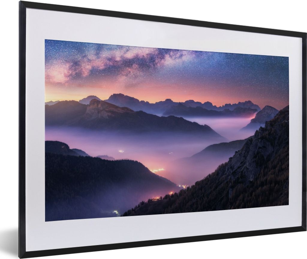 MuchoWow Gerahmtes Poster Berge - Sternenhimmel - Nebel 60x40 cm - Poster mit Schwarzem Bilderrahmen Wandposter Rahmen Foto Bilder - Schlafzimmer...