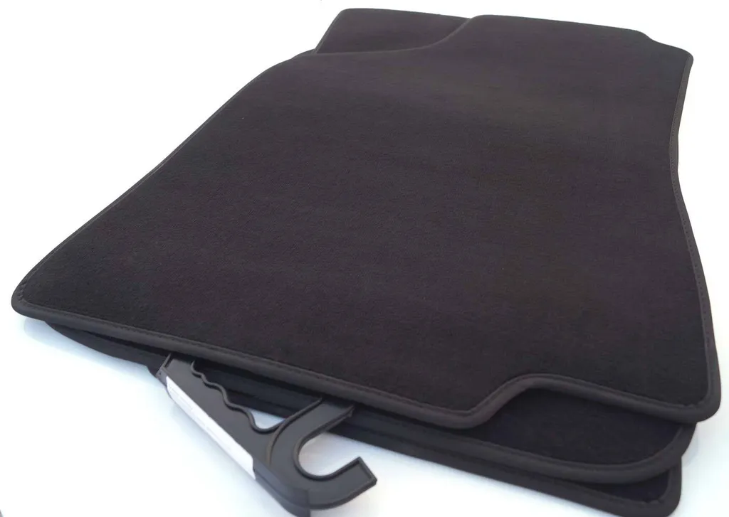 Tappetini adatti per VW Passat 3A (1988-1996) tappetini in moquette velours per auto set 4 pezzi nero