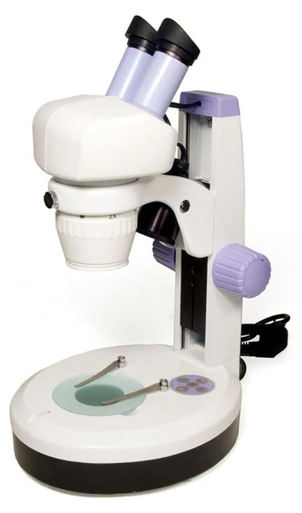 Microscope stéréoscopique Levenhuk 5ST pour l'observation de corps opaques
