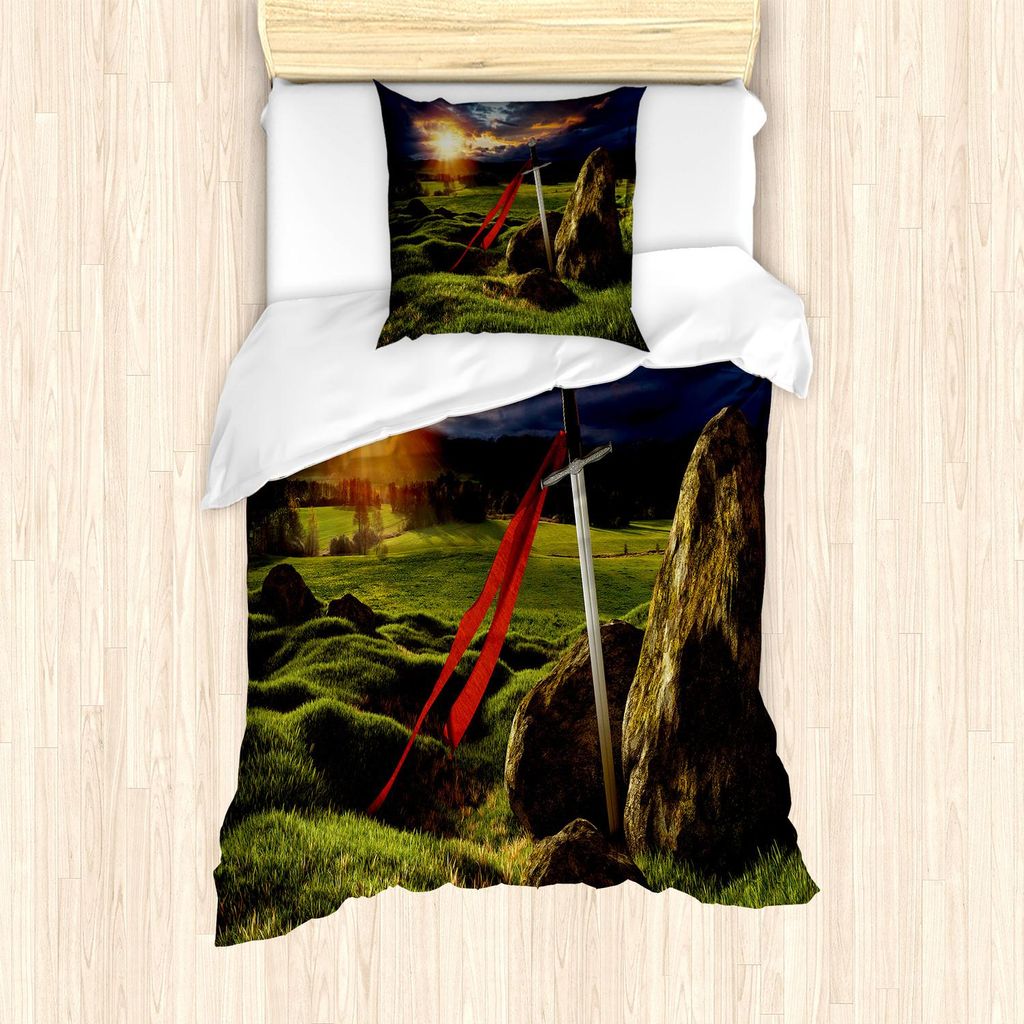 ABAKUHAUS König Bettbezug Set, Arthur Camelot Legende Mythos in England Irland Felder unbesiegbar Mythos Bild, 135 x 200 cm + 80 x 80 cm, Grün Bl...