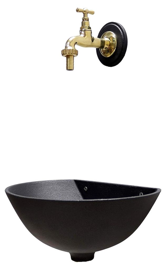 Wandbrunnen, grau, gusseisern mit Wasserhahn aus poliertem Messing für Haus und Garten