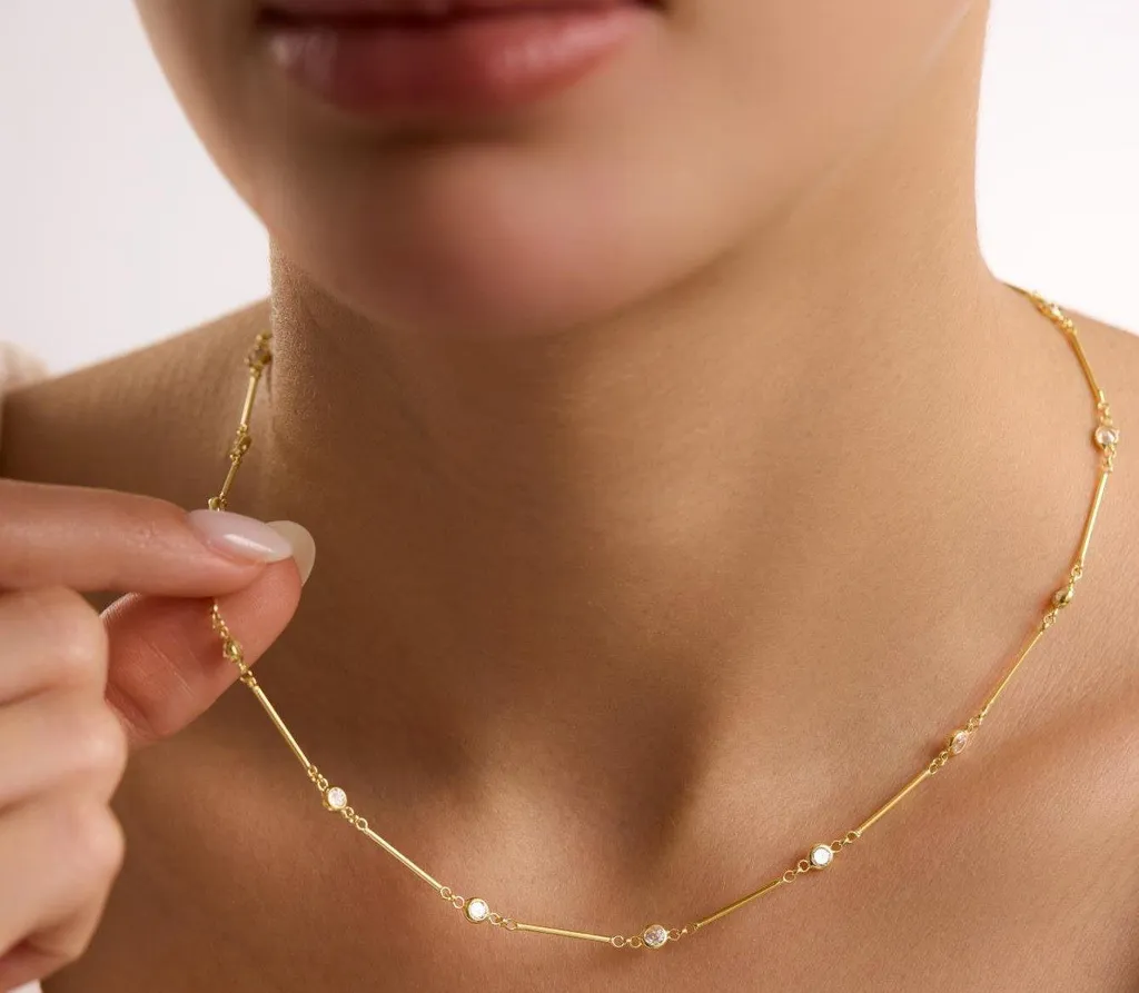 Collier élégant en argent et or pour soirée et mariage avec zirconiums