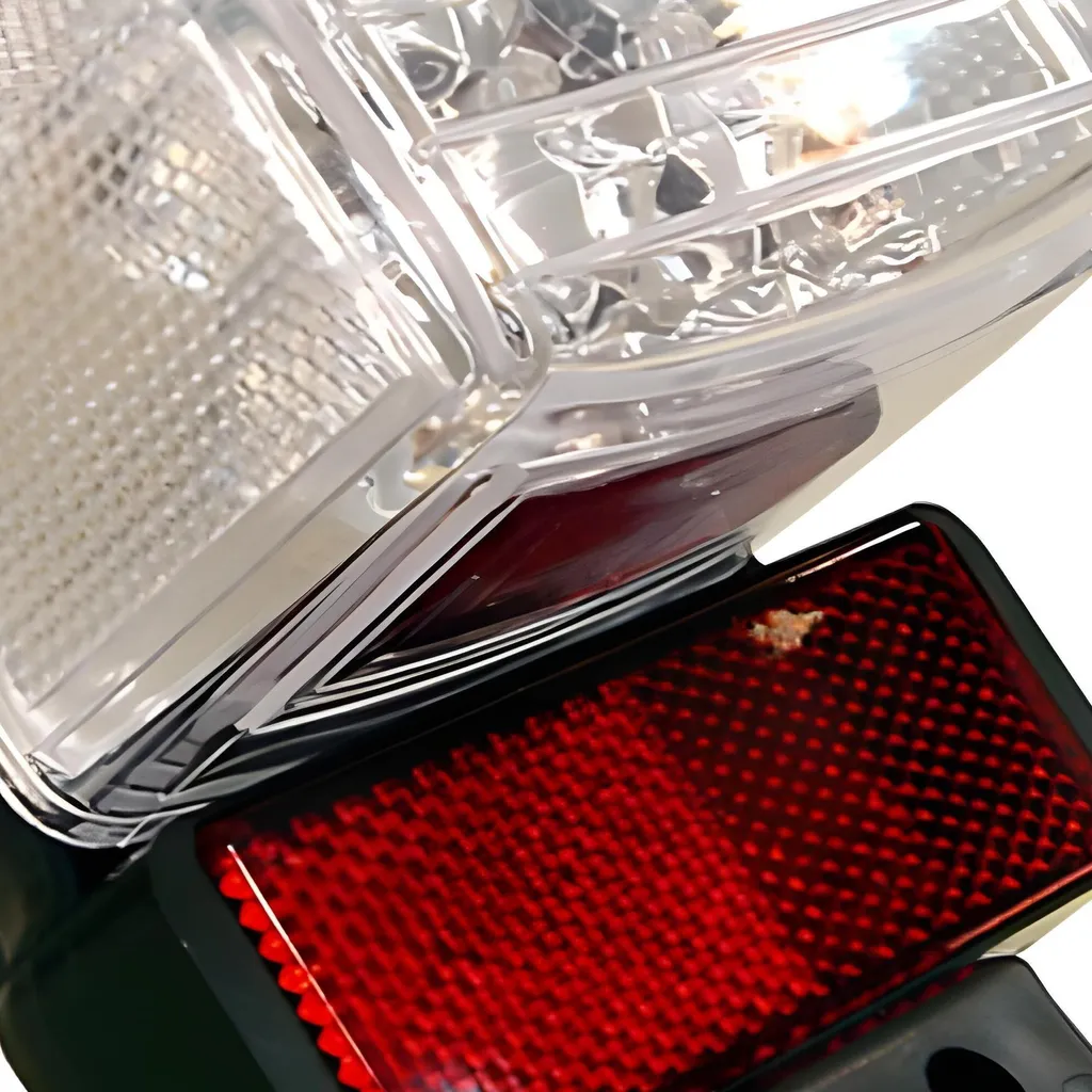 Feu arrière LED étanche pour Pearly/Tomos - Faible consommation d'énergie
