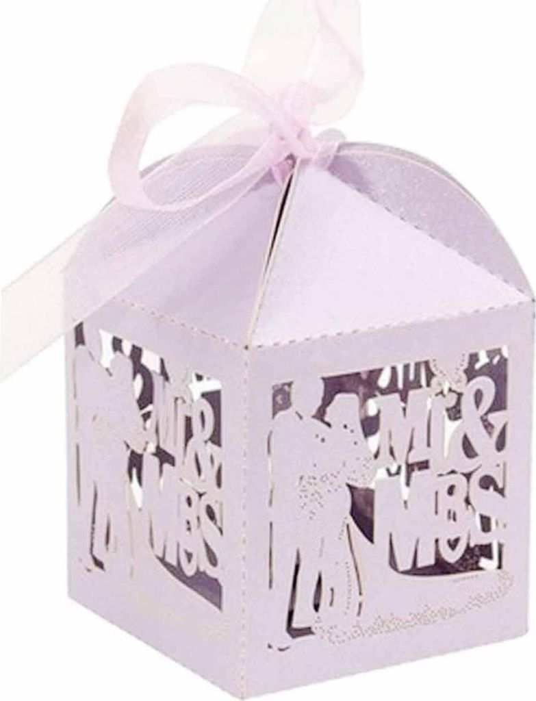 50 Pack Laser Cut Mr & Mrs Square Favor Boxen für Hochzeit Brautparty, Hochzeit Party Dekoration Schokolade Süßigkeiten Boxen mit Band