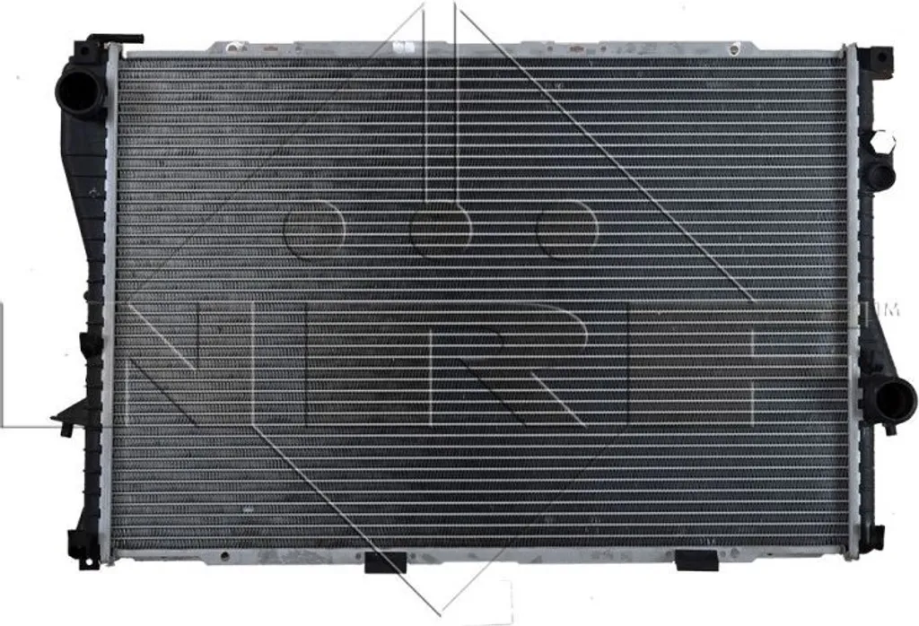 NRF 55323 Radiateur moteur OE 1702969 pour BMW Série 5 E39 et Série 7 E38