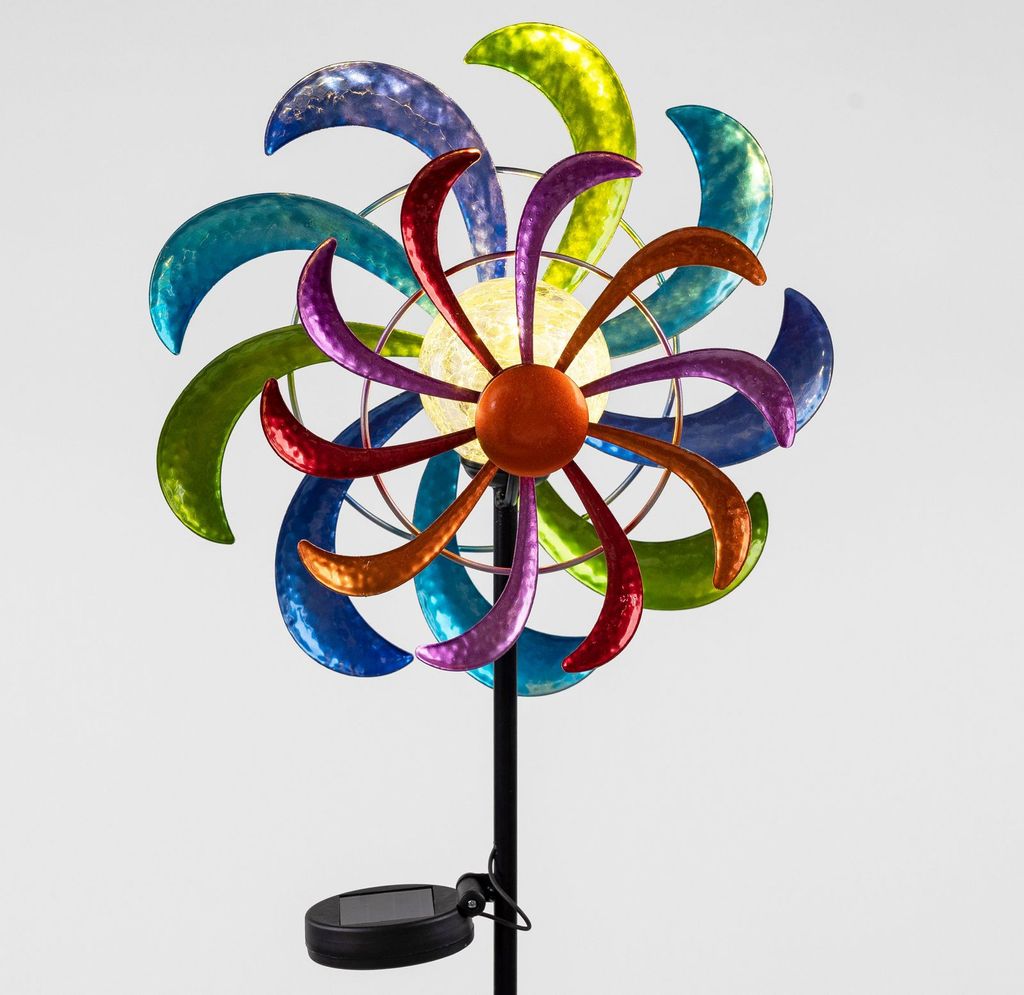 Windrad mit Solarlicht für den Garten aus Kaufland.de