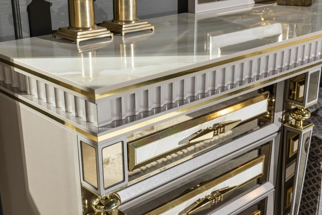 Schlafzimmer Set Beige Kommode Spiegel Metall Möbel Design Möbel 3tlg.