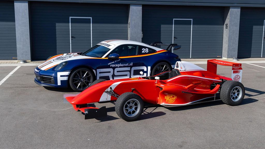 Jochen Schweizer Motorsporttag Circuit Zandvoort (Diamant); Erlebnis verschenken oder selbst erleben; Gutschein gültig für 1 Person Gruppengröß...